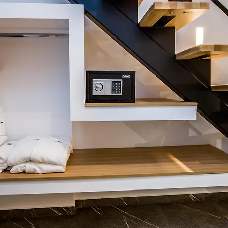 Epicentrum يميناريا