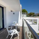 Epicentrum Bed and Breakfast Λιμενάρια